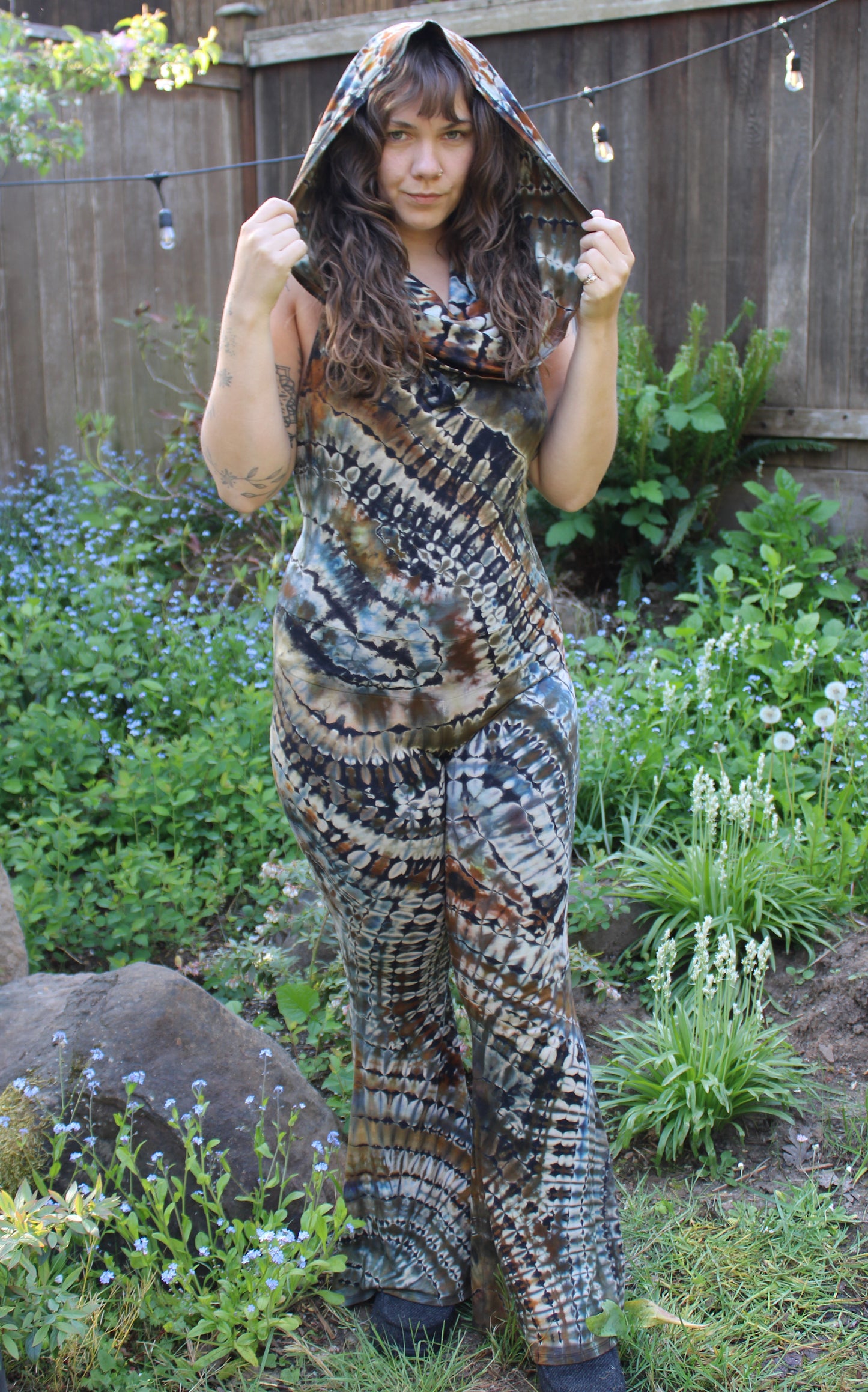 XL - "Sycamore Grove" Bell Sleeve Cinch Top