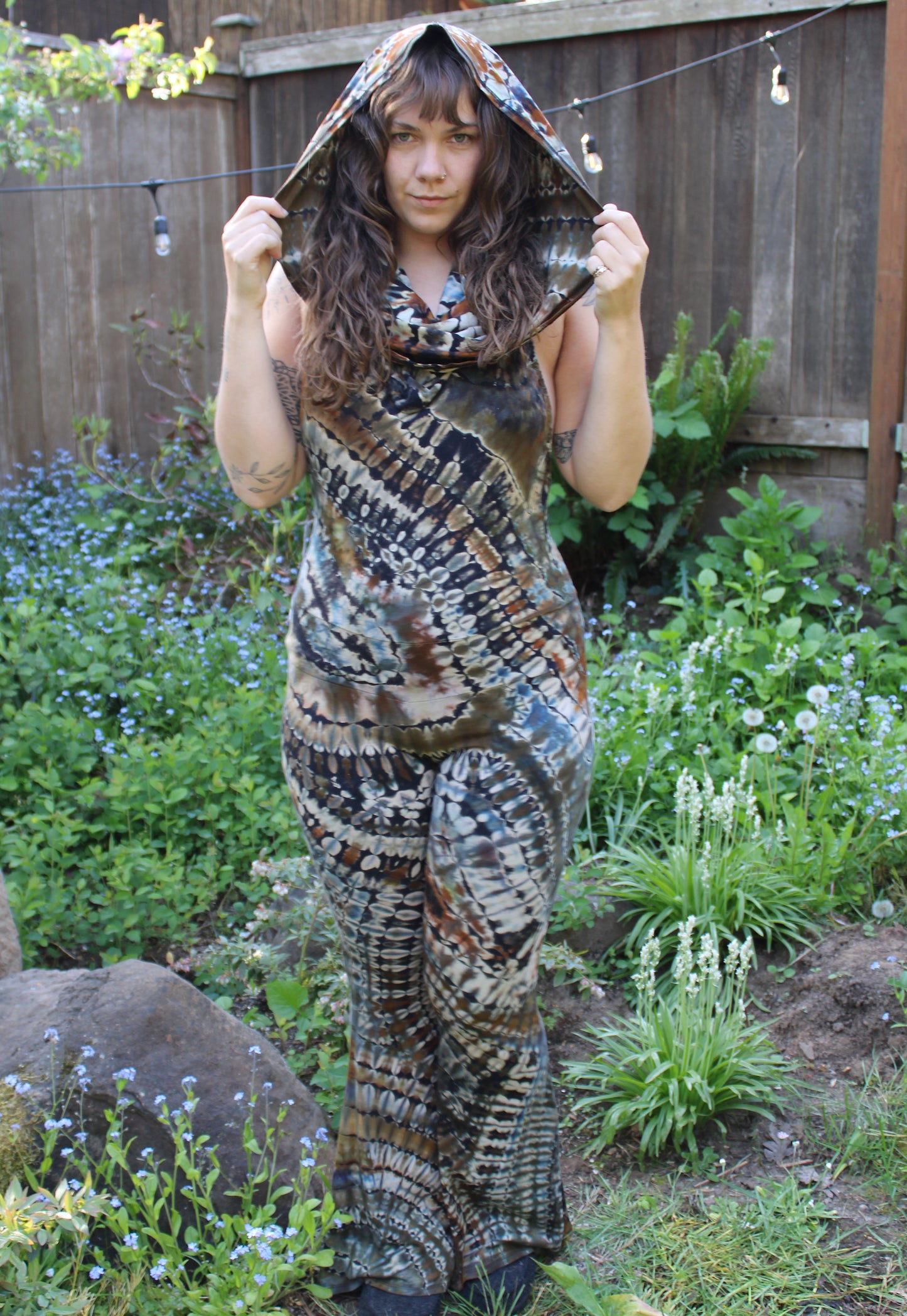 XL - "Sycamore Grove" Bell Sleeve Cinch Top