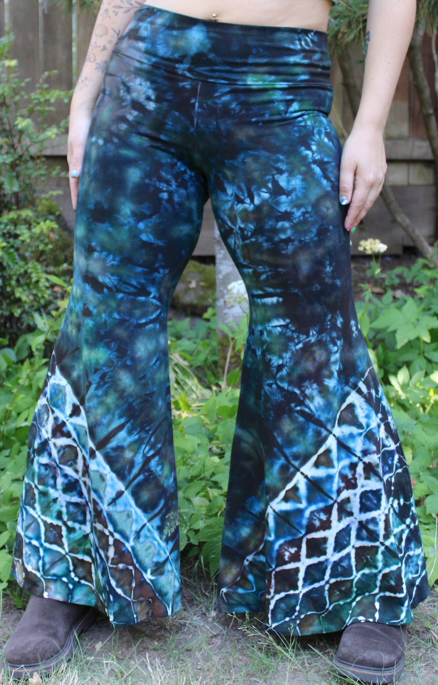 L - "Sublime Seas" High Waist Big Bell Bottoms