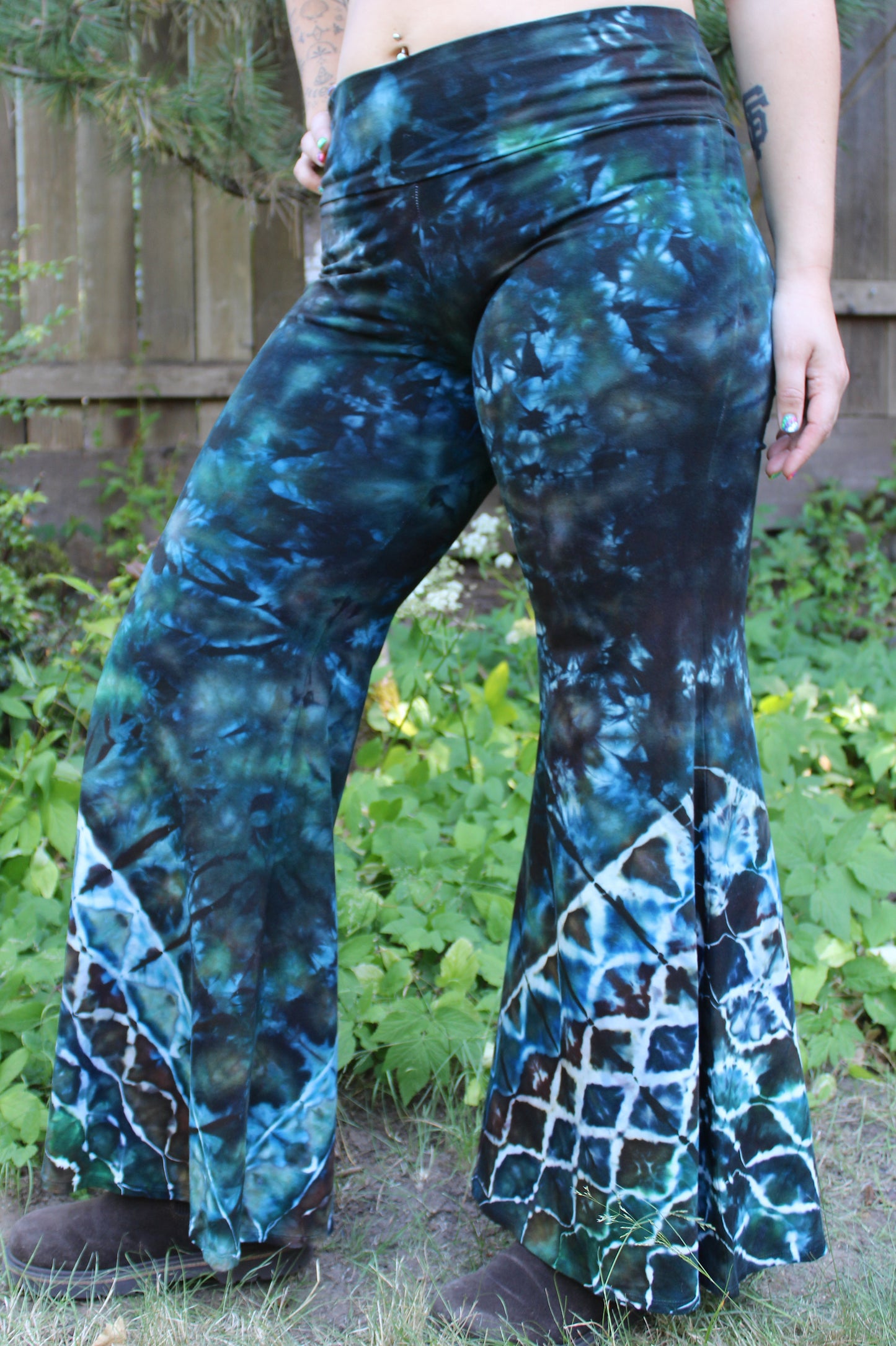 L - "Sublime Seas" High Waist Big Bell Bottoms