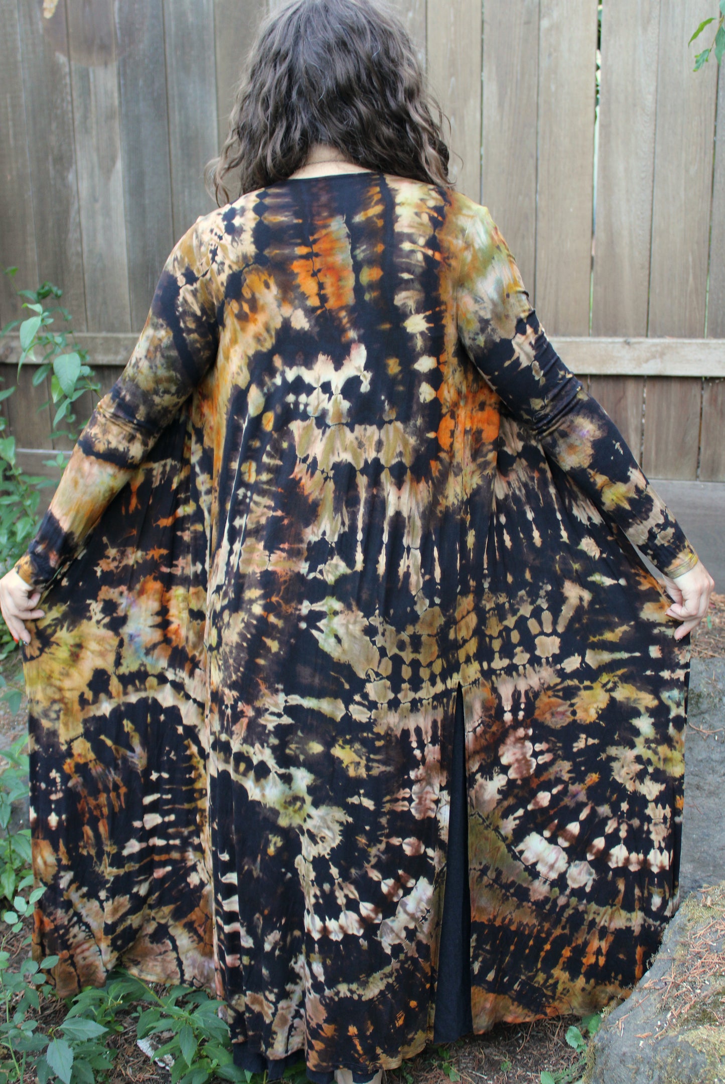 L - "Dune Dweller" Reverse Dye Duster